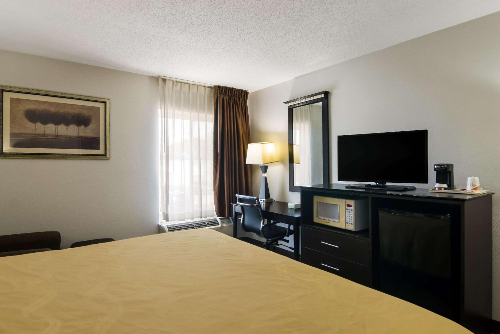 Quality Inn Aurora - Naperville Area Exterior foto